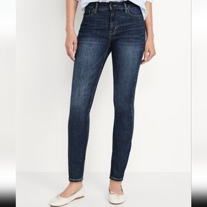 Old Navy Rockstar Super Skinny Extra High Rise Jeans